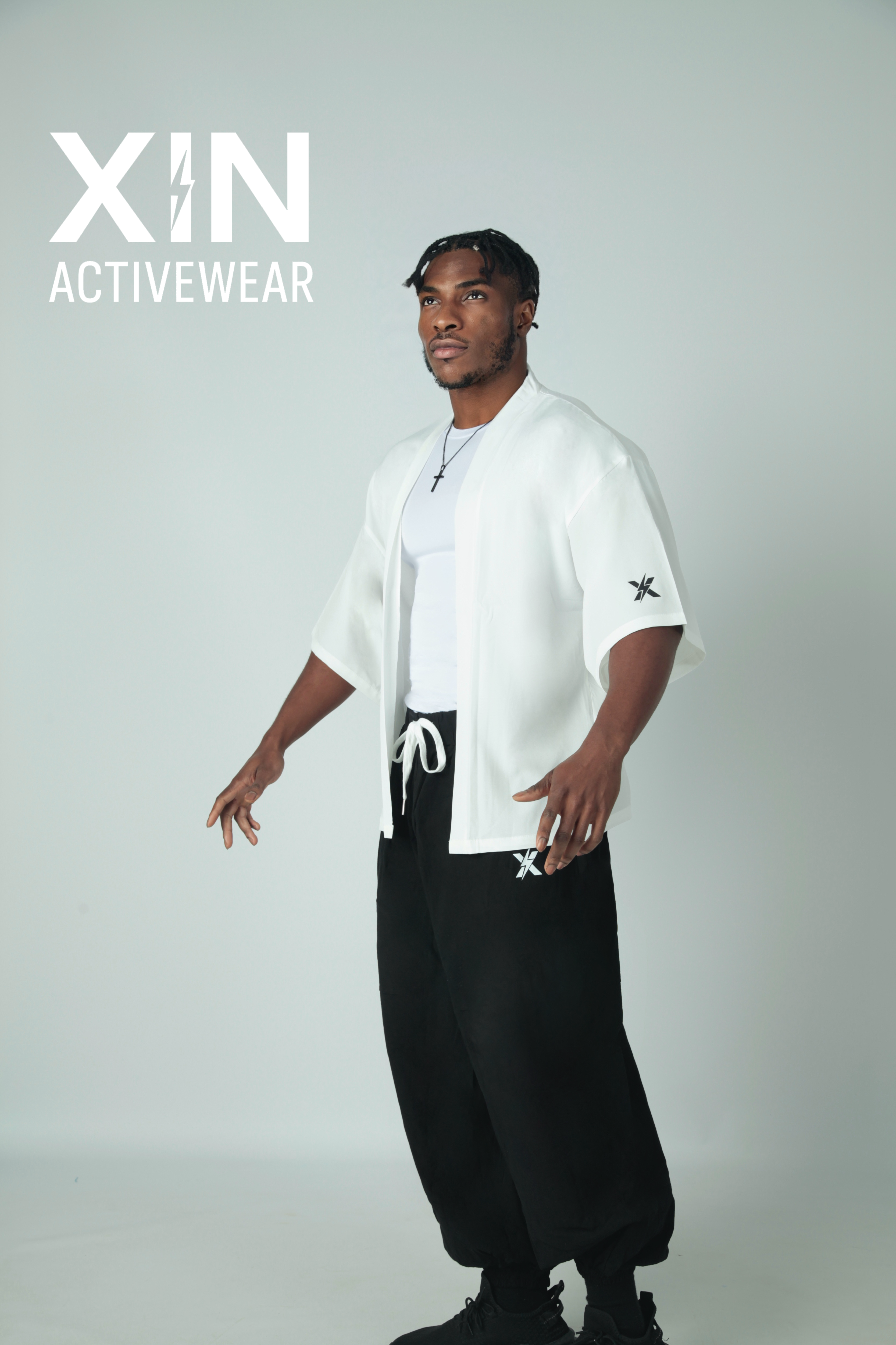 Warrior Fit Light Cardigan – White